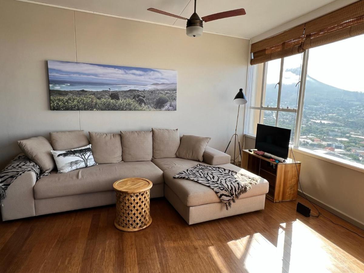 Breathtaking Views, Brand New Renovated Apartment เคปทาวน์ ภายนอก รูปภาพ