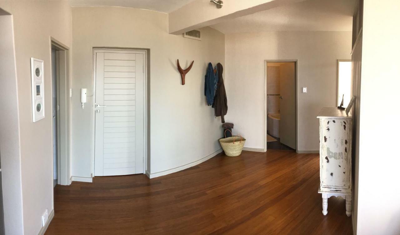 Breathtaking Views, Brand New Renovated Apartment เคปทาวน์ ภายนอก รูปภาพ