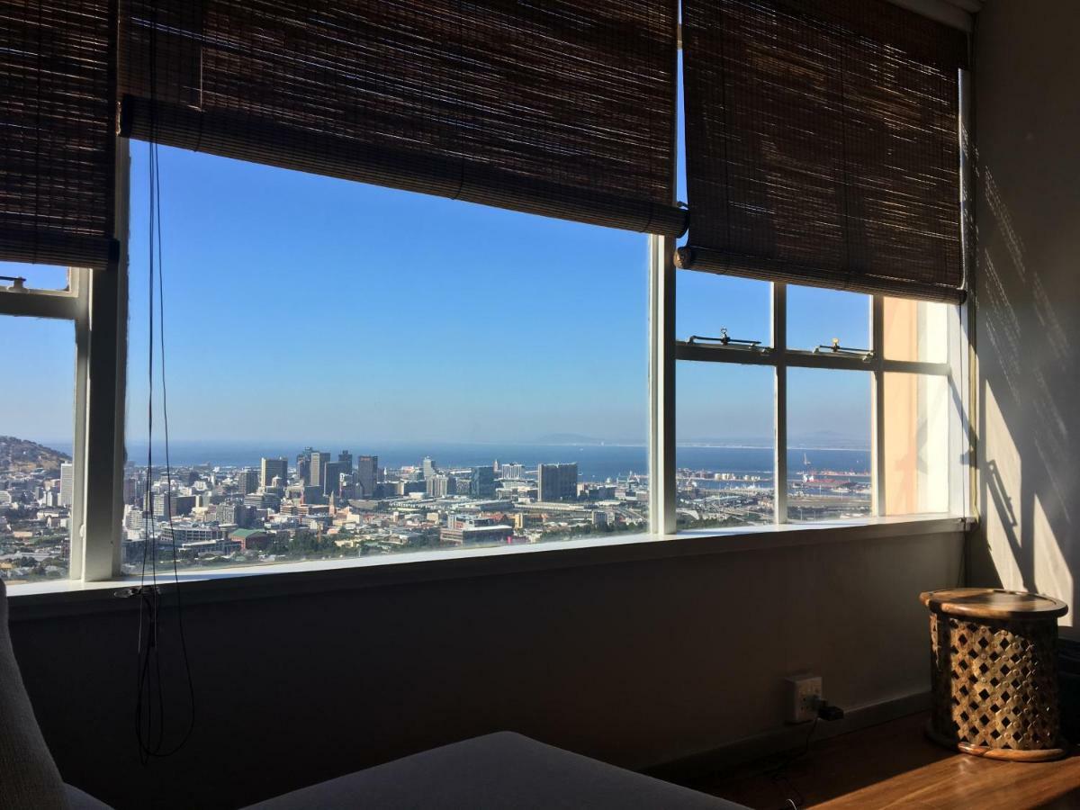 Breathtaking Views, Brand New Renovated Apartment เคปทาวน์ ภายนอก รูปภาพ